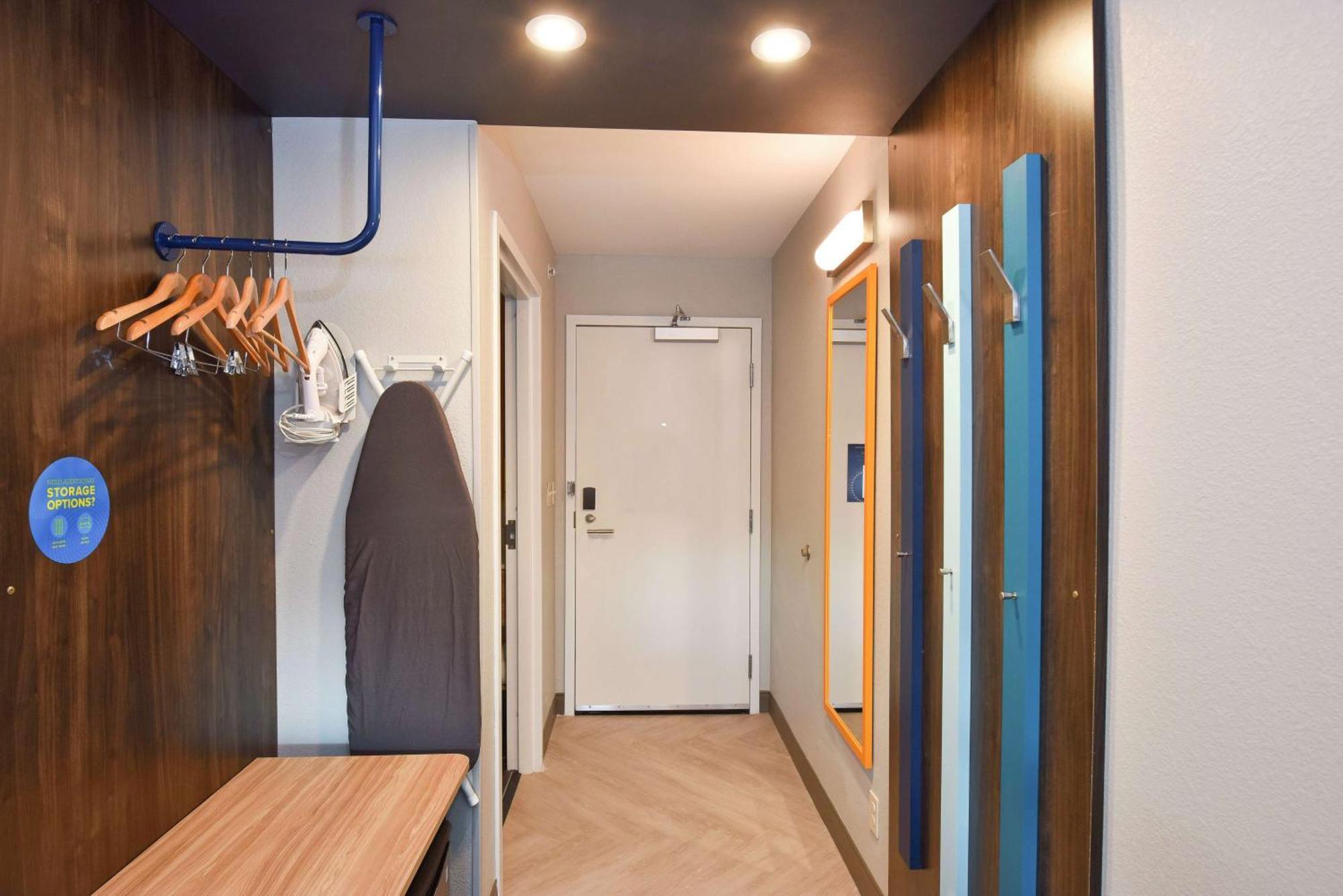 Hotel Tru By Hilton Lawrence Exterior foto